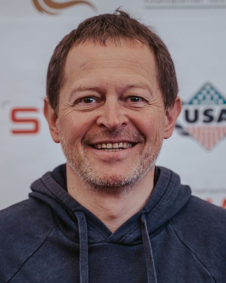 Abteilungsleiter und Headcoach Damen Rolf Thielmann1